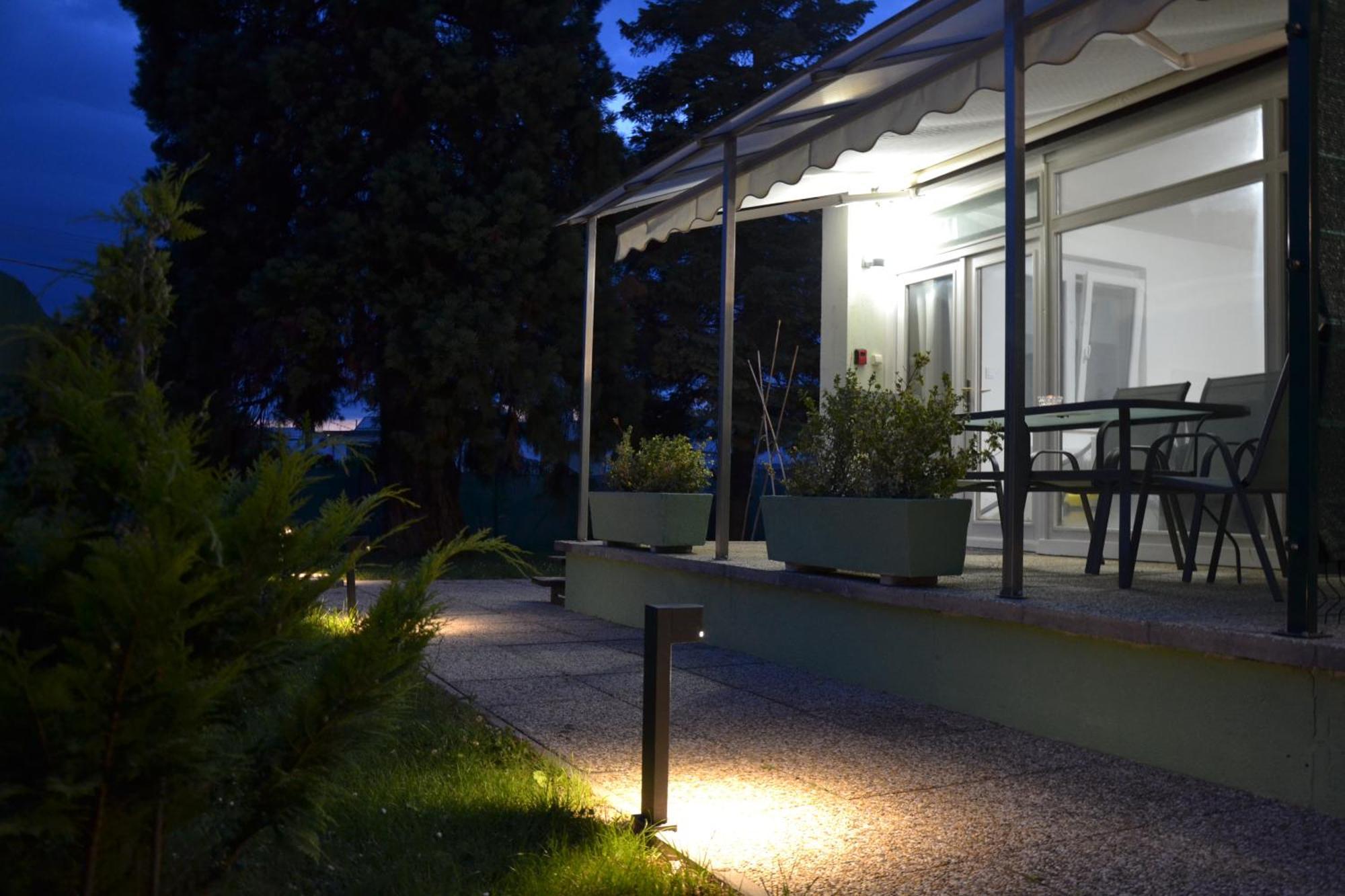 Akvamarin Apartman ケストヘイ エクステリア 写真