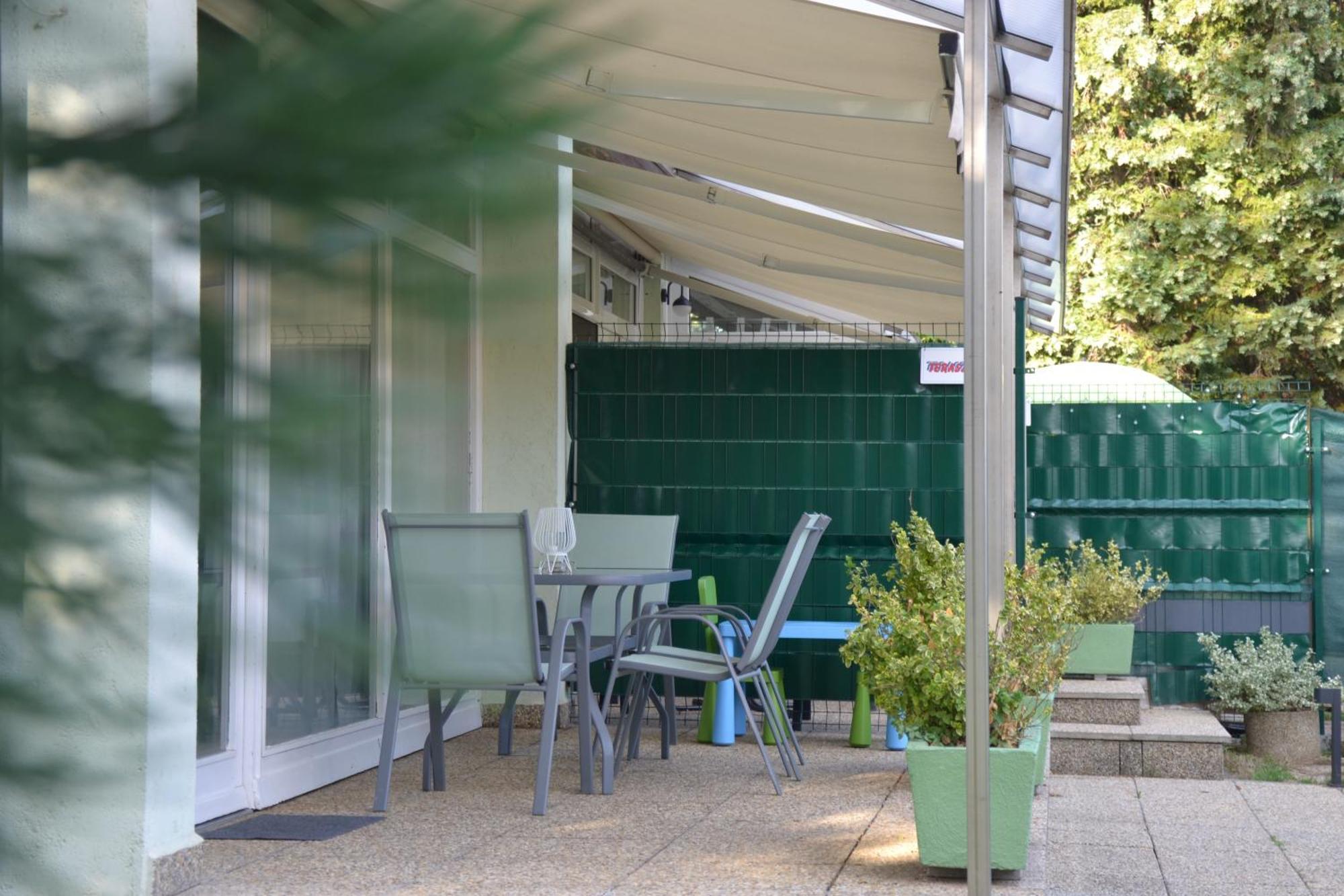 Akvamarin Apartman ケストヘイ エクステリア 写真