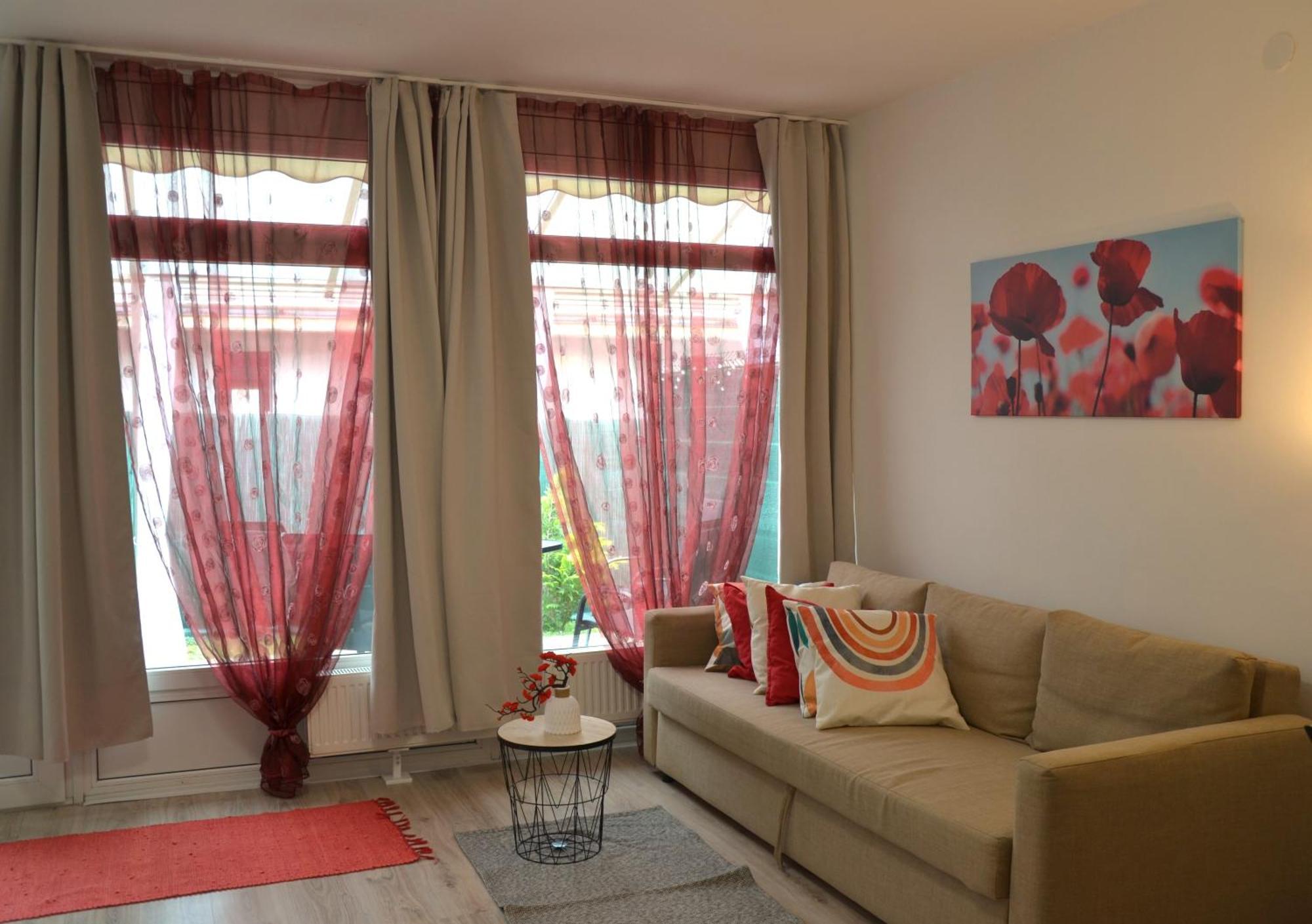 Akvamarin Apartman ケストヘイ エクステリア 写真